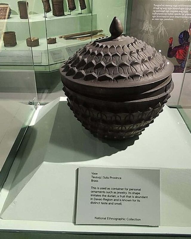 Durian Textured Brass Vase